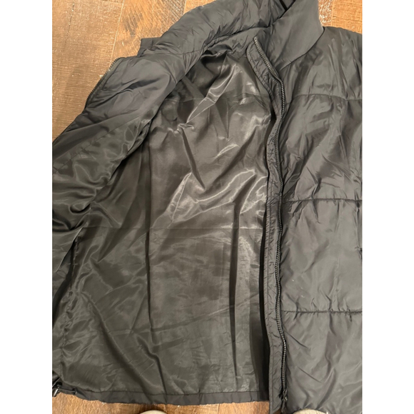 Women’s Unbranded Puffer Vest Size 1x Black oversized - Picture 2 of 4